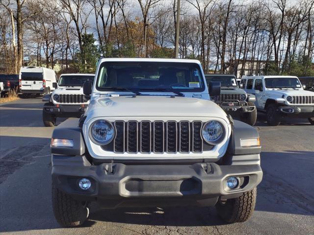 new 2025 Jeep Wrangler car, priced at $40,576