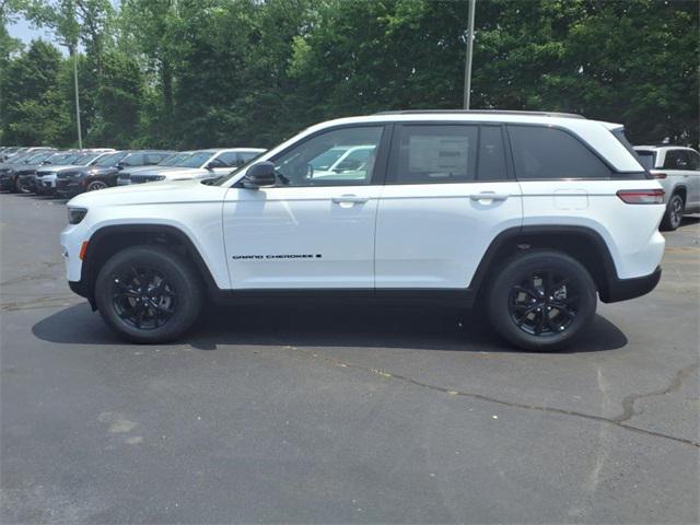 new 2025 Jeep Grand Cherokee car, priced at $41,453