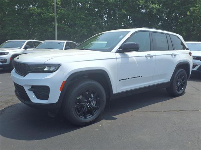 new 2025 Jeep Grand Cherokee car, priced at $41,453