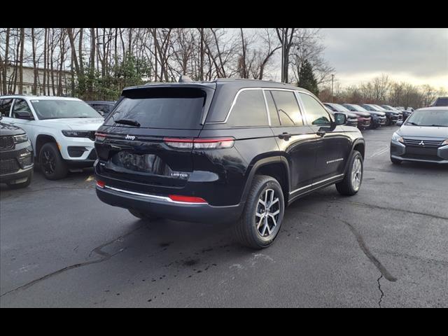 new 2025 Jeep Grand Cherokee car, priced at $42,407