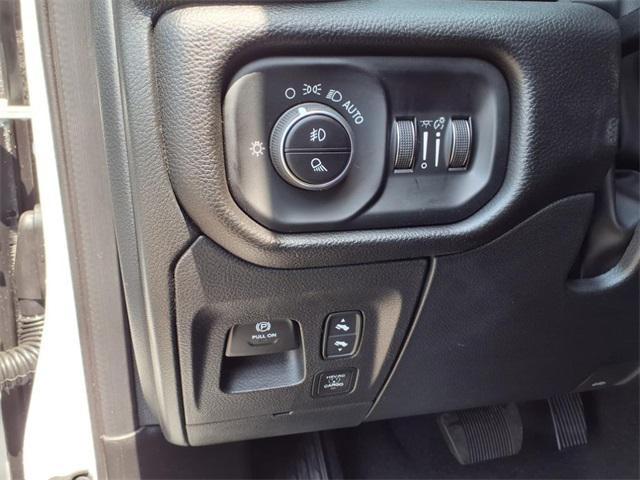 new 2025 Ram 1500 car, priced at $58,211