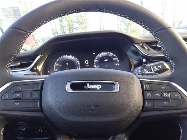 new 2024 Jeep Grand Cherokee car, priced at $60,205