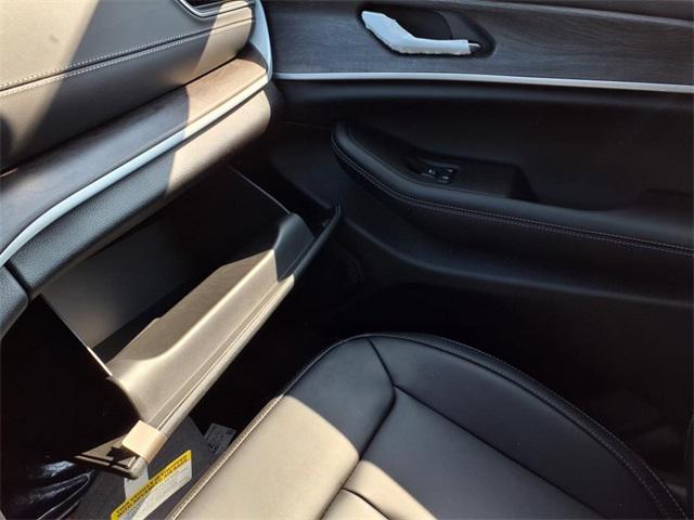 new 2025 Jeep Grand Cherokee car, priced at $43,896