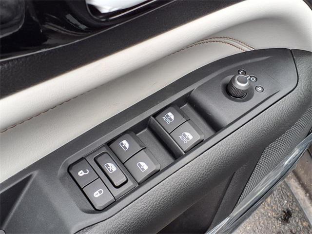 new 2025 Jeep Compass car, priced at $34,068