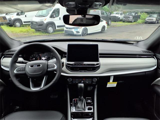 new 2025 Jeep Compass car, priced at $34,068