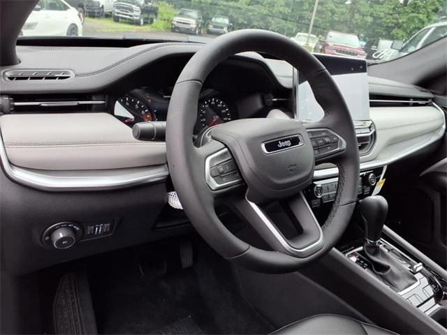 new 2025 Jeep Compass car, priced at $34,068