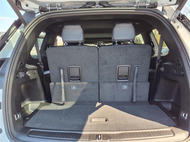 new 2025 Jeep Grand Cherokee L car, priced at $43,072