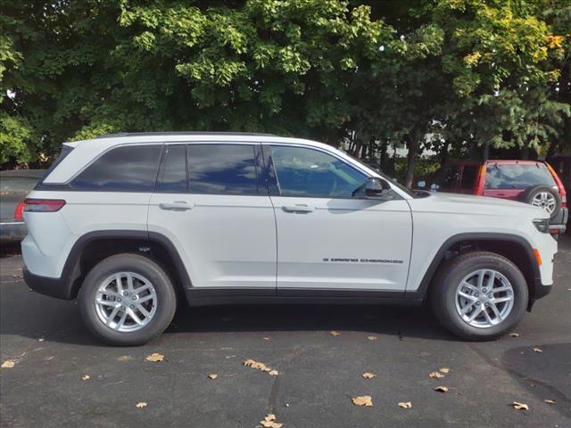 new 2024 Jeep Grand Cherokee car, priced at $36,527