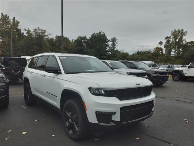 new 2024 Jeep Grand Cherokee L car, priced at $47,214