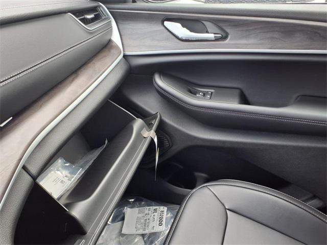 new 2025 Jeep Grand Cherokee L car, priced at $47,510