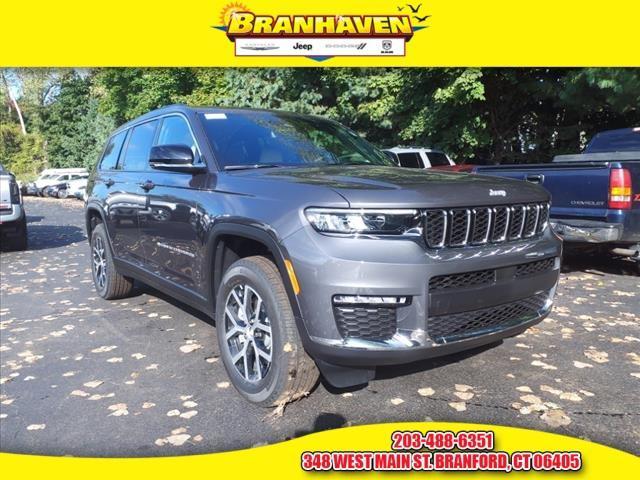 new 2024 Jeep Grand Cherokee L car, priced at $45,297