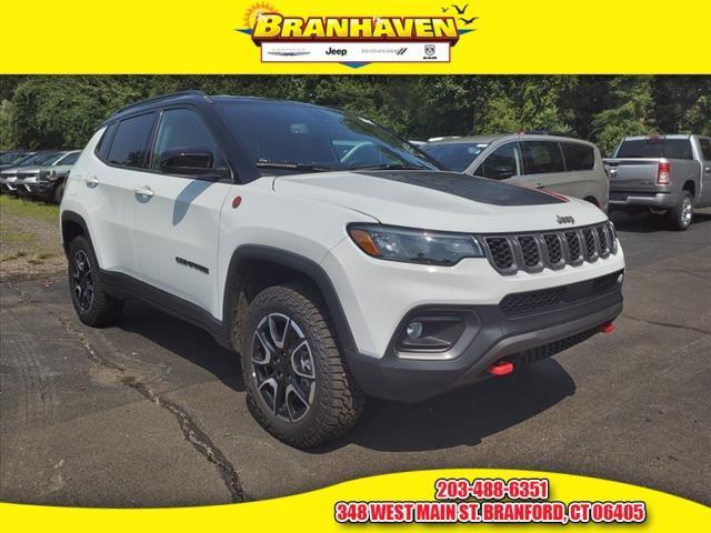 new 2024 Jeep Compass car, priced at $28,726