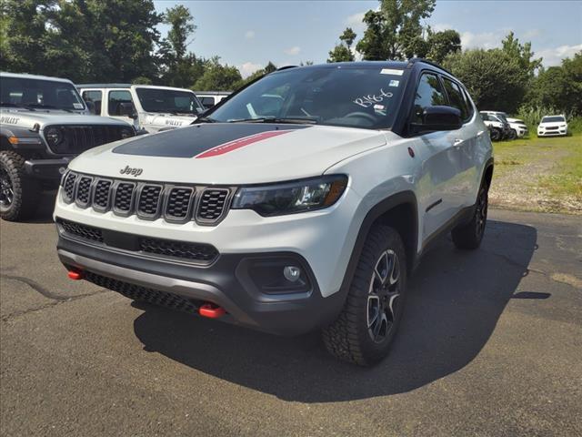 new 2024 Jeep Compass car, priced at $28,726