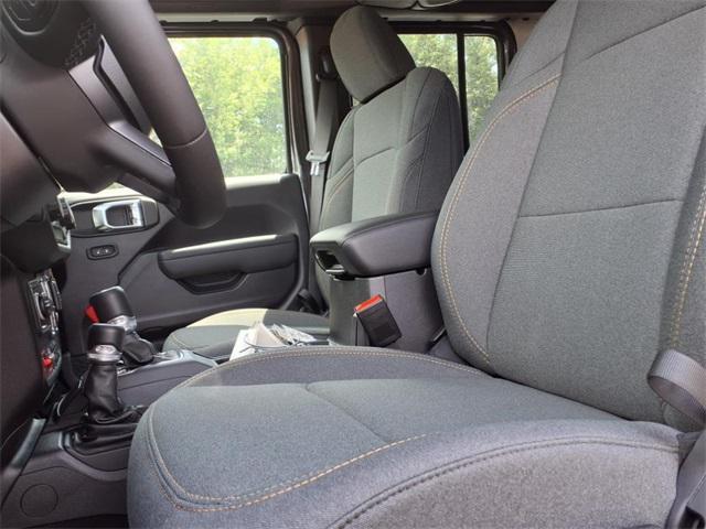 new 2025 Jeep Wrangler car, priced at $45,361