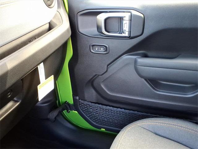 new 2025 Jeep Wrangler car, priced at $41,426