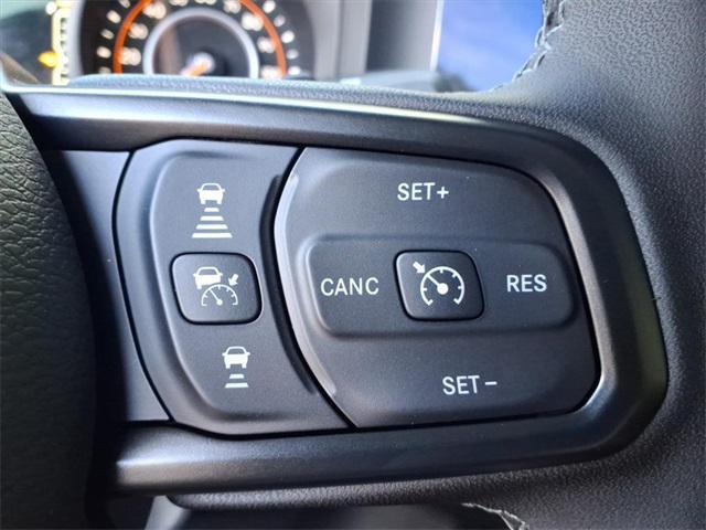 new 2025 Jeep Wrangler car, priced at $41,426