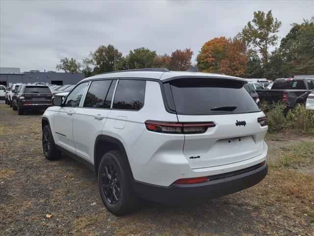 new 2024 Jeep Grand Cherokee L car, priced at $42,939