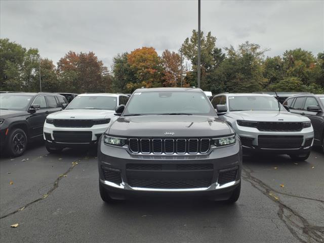 new 2024 Jeep Grand Cherokee L car, priced at $45,297