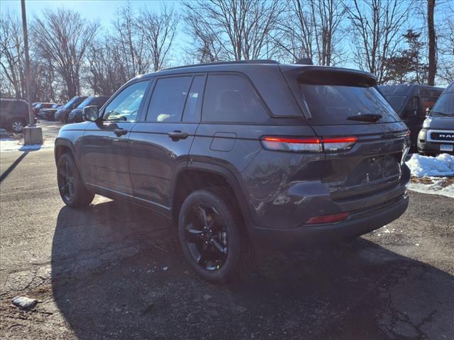 new 2025 Jeep Grand Cherokee car, priced at $42,365