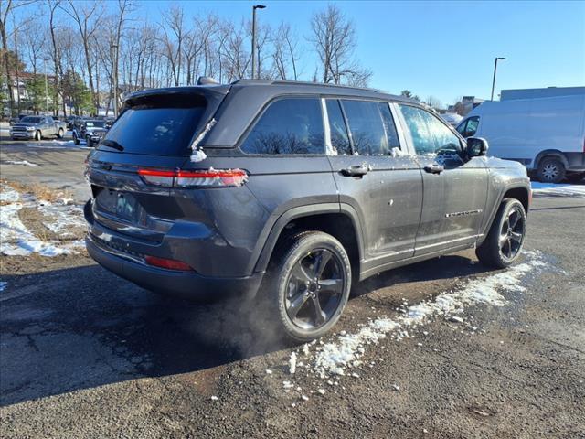 new 2025 Jeep Grand Cherokee car, priced at $42,365