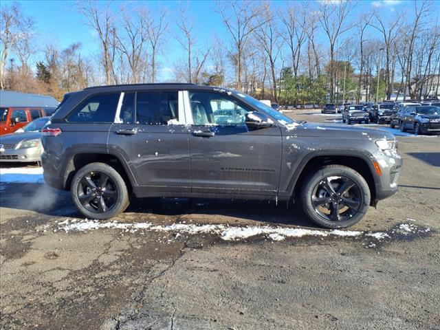 new 2025 Jeep Grand Cherokee car, priced at $42,365