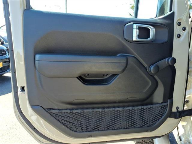 used 2022 Jeep Wrangler Unlimited car, priced at $31,825