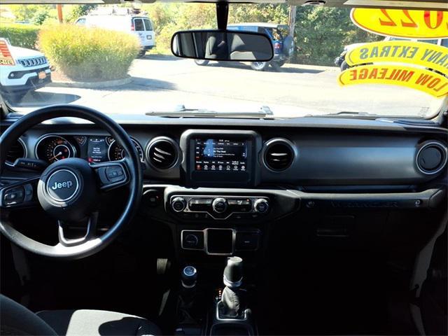 used 2022 Jeep Wrangler Unlimited car, priced at $31,825