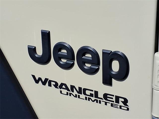 used 2022 Jeep Wrangler Unlimited car, priced at $31,825