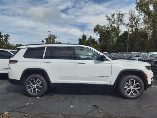 new 2024 Jeep Grand Cherokee L car, priced at $44,761