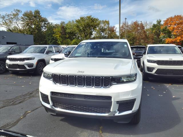 new 2024 Jeep Grand Cherokee L car, priced at $44,761