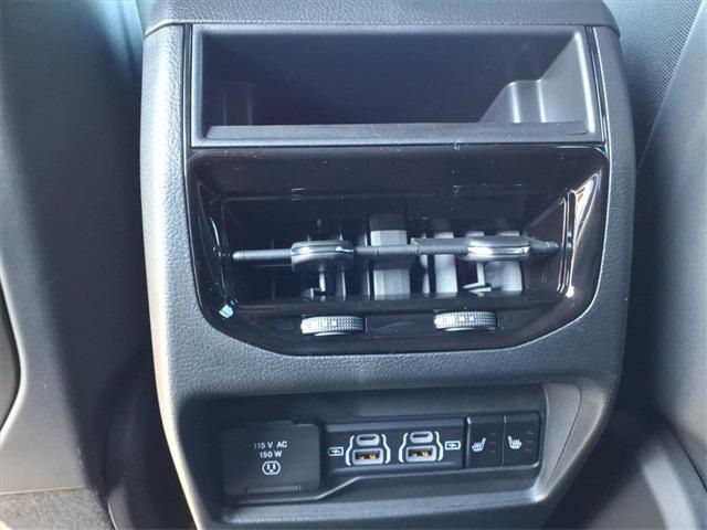 new 2025 Jeep Grand Cherokee car, priced at $54,213