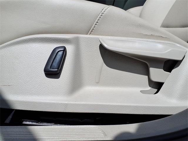 used 2016 Volkswagen Golf SportWagen car, priced at $12,694