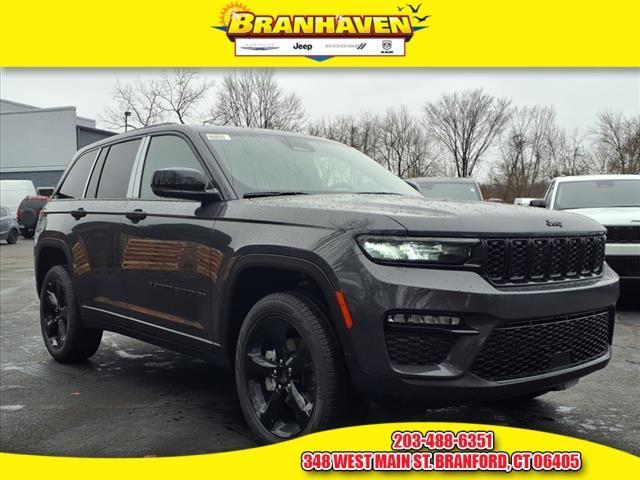 new 2025 Jeep Grand Cherokee car, priced at $44,830