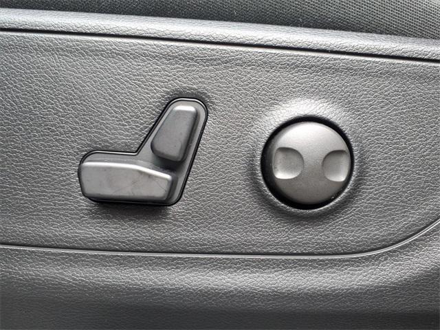 new 2025 Ram 1500 car, priced at $48,773