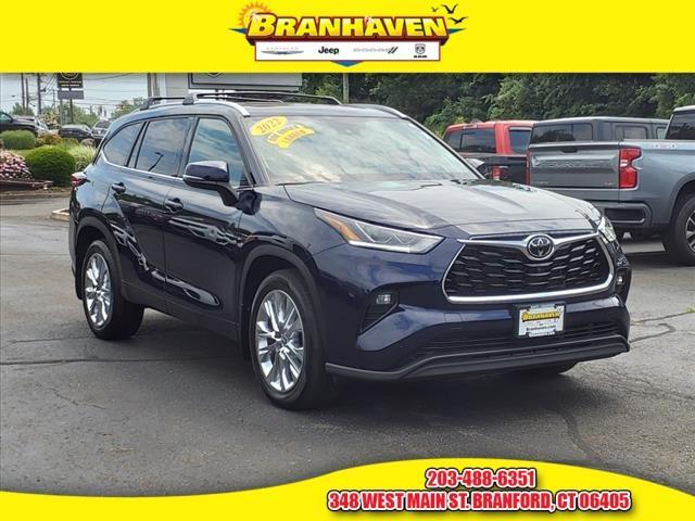 used 2022 Toyota Highlander car, priced at $38,984