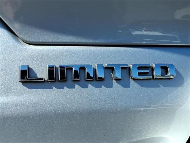 used 2022 Jeep Grand Cherokee car, priced at $31,467