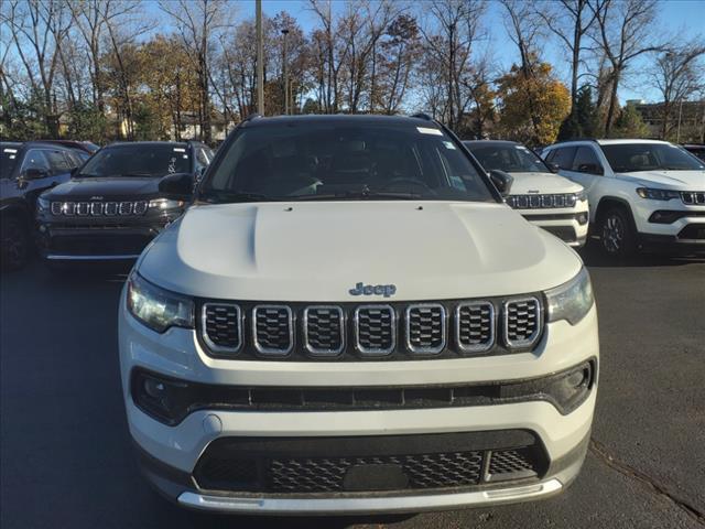 new 2025 Jeep Compass car, priced at $27,562