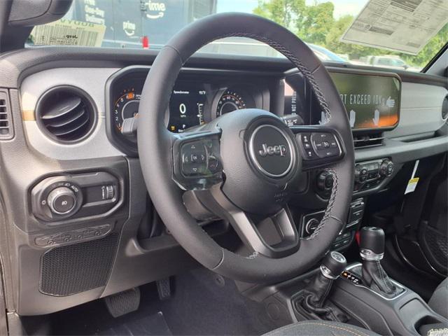 new 2025 Jeep Wrangler car, priced at $46,307