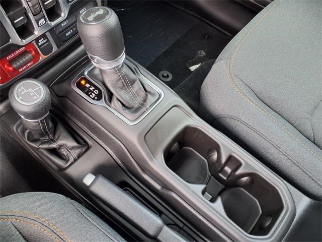 new 2025 Jeep Wrangler car, priced at $46,307