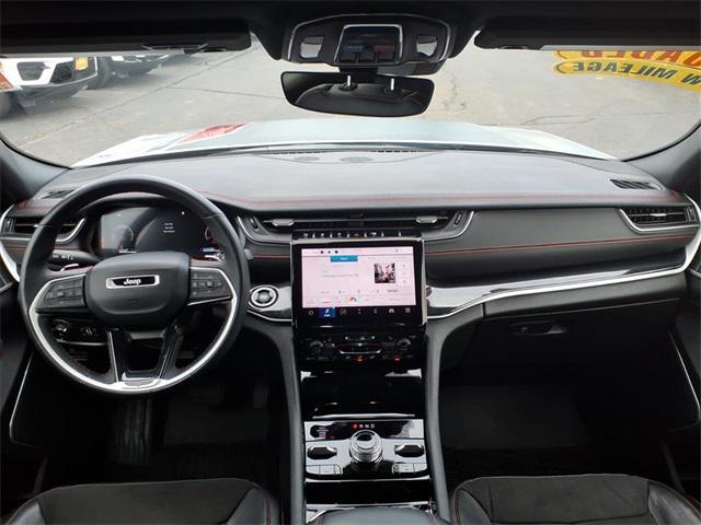 used 2022 Jeep Grand Cherokee car, priced at $35,720