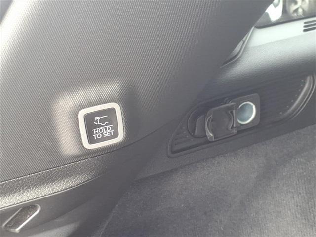 used 2022 Jeep Grand Cherokee car, priced at $35,720