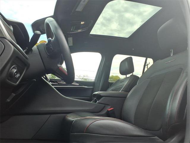 used 2022 Jeep Grand Cherokee car, priced at $35,720