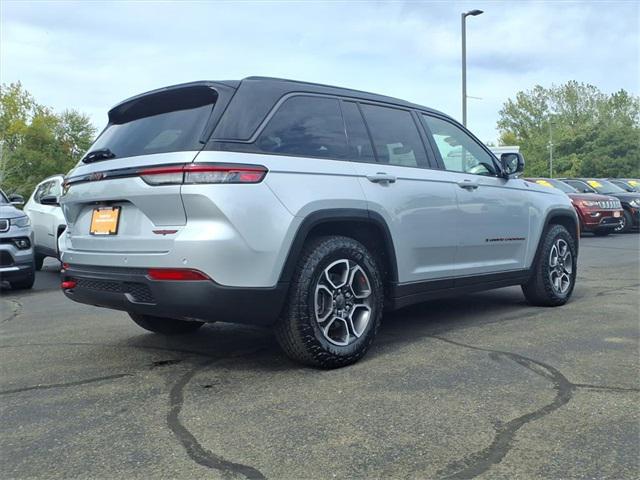 used 2022 Jeep Grand Cherokee car, priced at $35,720