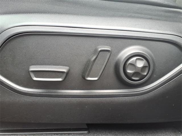 used 2022 Jeep Grand Cherokee car, priced at $35,720