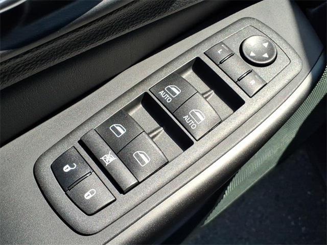 used 2022 Jeep Cherokee car, priced at $26,796