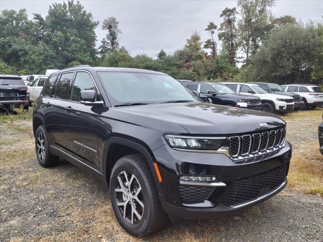 new 2024 Jeep Grand Cherokee car, priced at $42,847