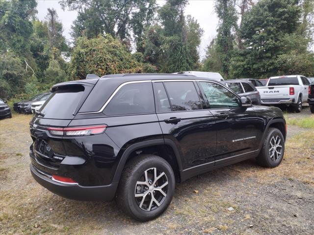 new 2024 Jeep Grand Cherokee car, priced at $42,847