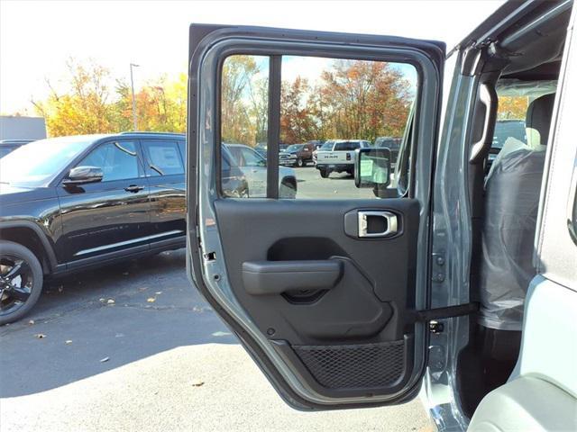 new 2026 Jeep Wrangler car, priced at $38,569