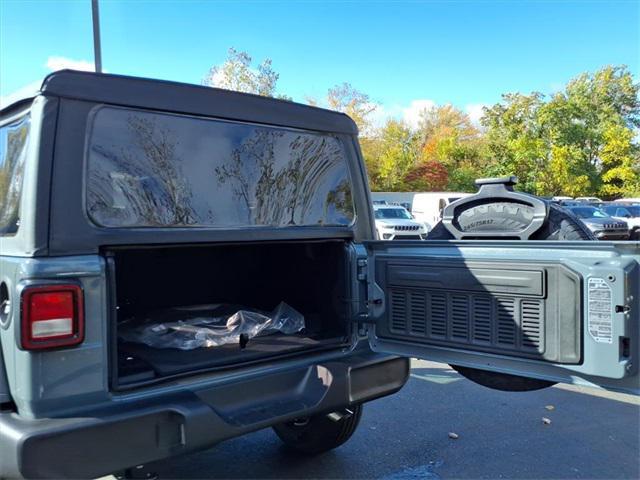 new 2026 Jeep Wrangler car, priced at $38,569