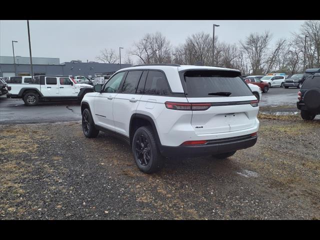 new 2025 Jeep Grand Cherokee car, priced at $40,349